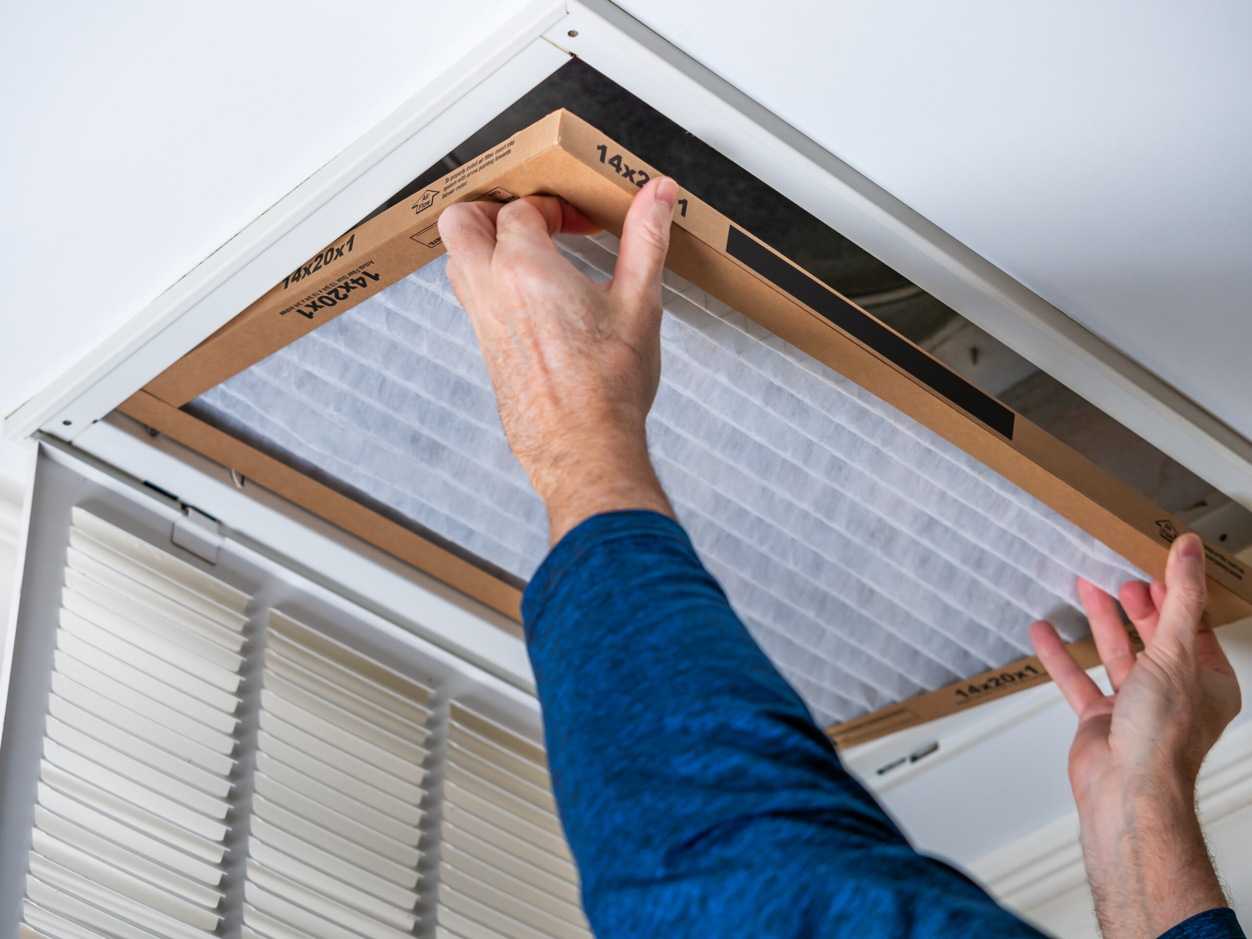 Replacing air filter